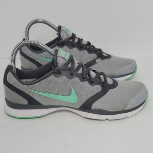 Nike TR 4 cross trainer sneakers